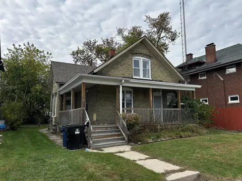 1640 N Main, Racine, WI 53402