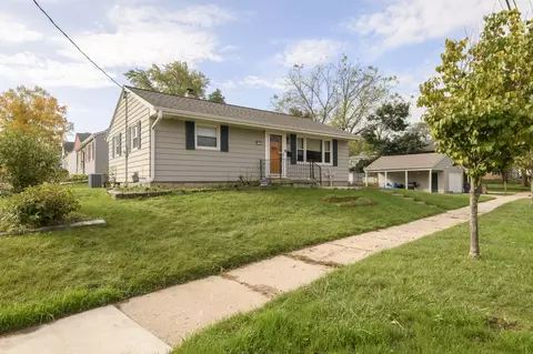 1219 National, Waukesha, WI 53186