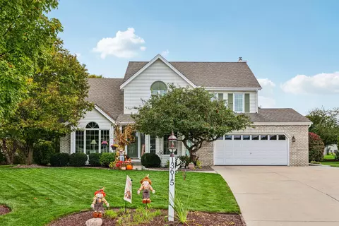 13615 W Kelton, New Berlin, WI 53151