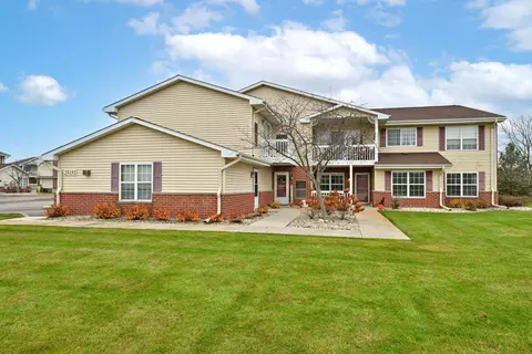 25151 87th #11-3, Salem, WI 53168