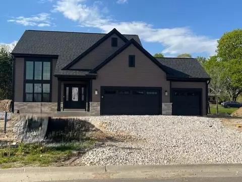 w251n2459 Valleyview, Pewaukee, WI 53072
