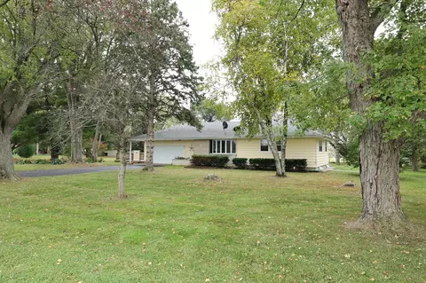 w7129 Hazel Ridge Road, Sugar Creek, WI 53115