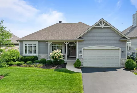 151 Lake Vis #51, Fontana, WI 53125