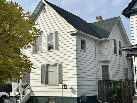 1702 N 12th #1704, Sheboygan, WI 53081