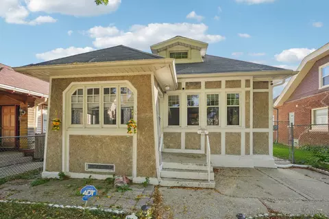 1226 S 28th, Milwaukee, WI 53215