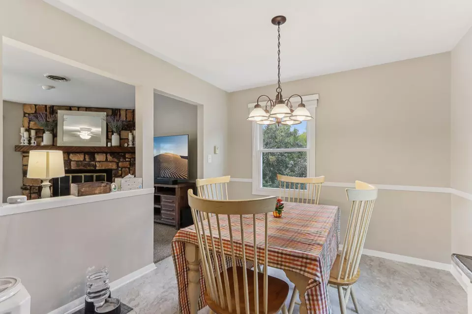 Dining - 2808 Comanche, Waukesha, WI 53188 photo 3 of 3