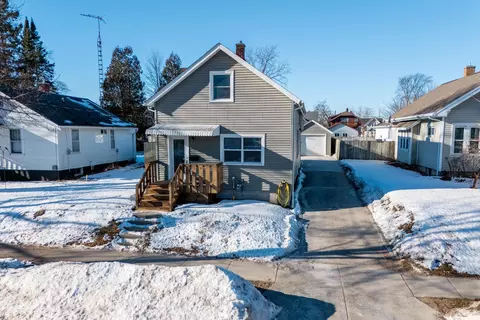 1414 S 14th, Manitowoc, WI 54220