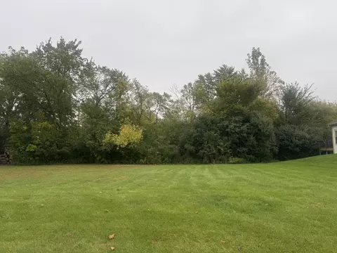 4540 S 116th, Greenfield, WI 53228
