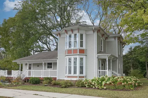 17809 Old Yorkville, Yorkville, WI 53182