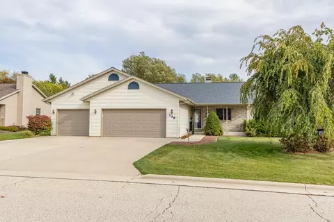146 River Mdws, Sheboygan Falls, WI 53085
