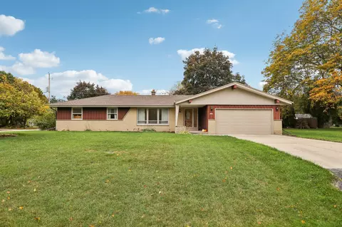 5503 W Silverleaf, Brown Deer, WI 53223