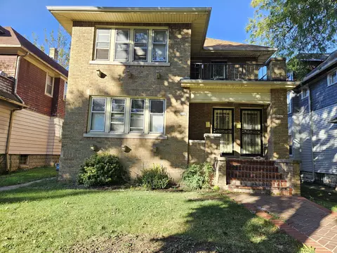 2445 N 50th #2447, Milwaukee, WI 53210