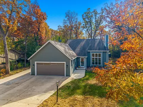1298 Wilderness, Delafield, WI 53018