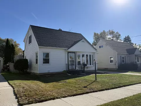 1317 S 20th, Manitowoc, WI 54220