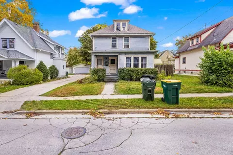 135 N 10th #137, West Bend, WI 53095