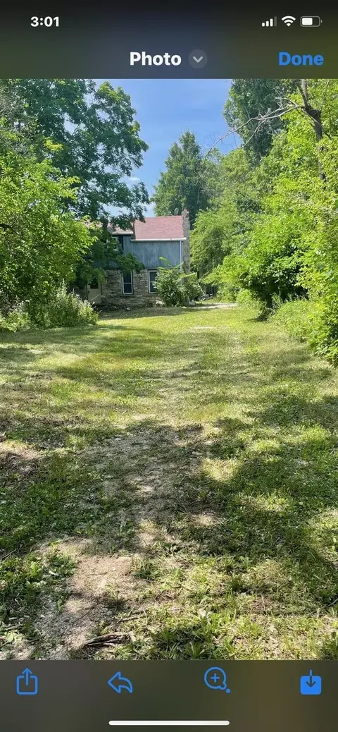 w220n7095 Town Line, Sussex, WI 53089