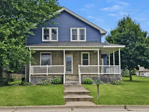 412 2nd, Holmen, WI 54636