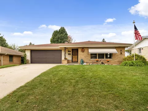 2911 S 72nd, West Allis, WI 53219