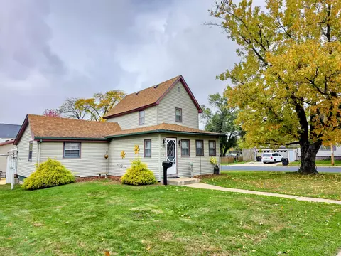 803 Hollister, Tomah, WI 54660