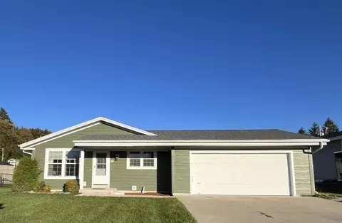 411 Prairie Hl, Waterford, WI 53185