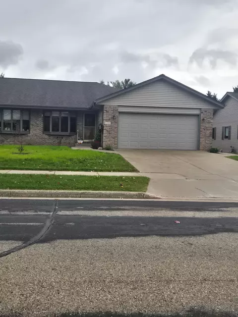 239 Whisper, Kewaskum, WI 53040