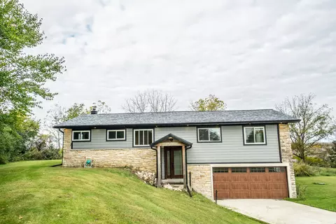 w215n5363 Ada, Menomonee Falls, WI 53051