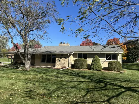 3500 Westwood, Brookfield, WI 53005