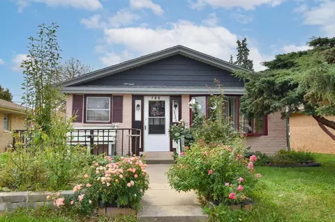 2325 W Layton, Milwaukee, WI 53221