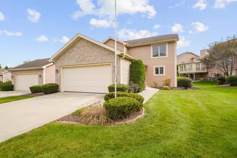 9143 Prairie Vlg, Kenosha, WI 53142