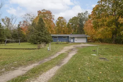 4604 S Moorland, New Berlin, WI 53151