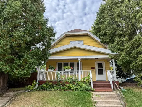 969 S 57th, West Allis, WI 53214