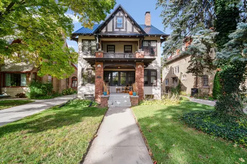 5022 W Washington, Milwaukee, WI 53208