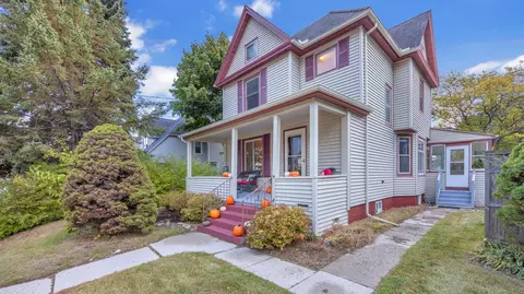 845 N 8th, Manitowoc, WI 54220