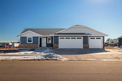 1828 Arches, Holmen, WI 54636