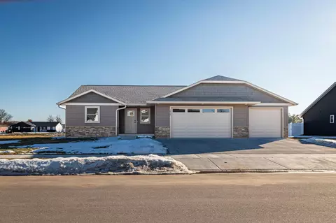 1918 Arches, Holmen, WI 54636