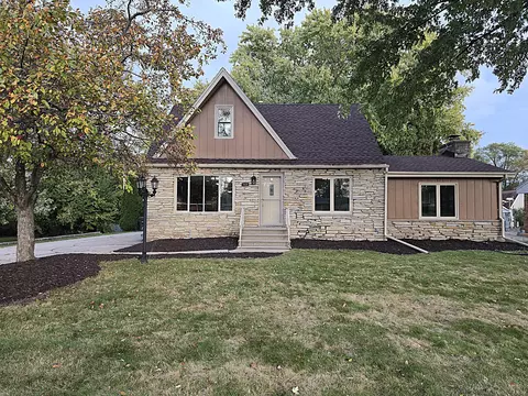 5020 S 28th, Greenfield, WI 53221