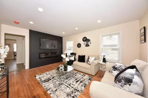 4044 N 44th, Milwaukee, WI 53216