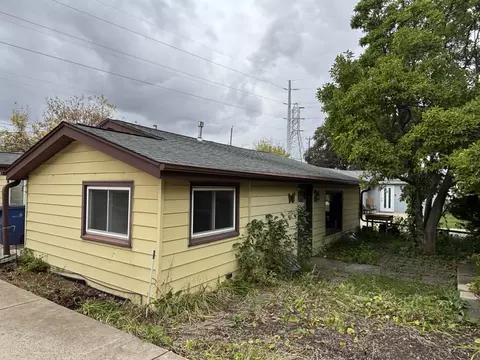 4121 S 10th, Milwaukee, WI 53221