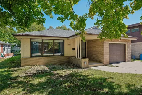 3950 N 58th, Milwaukee, WI 53216