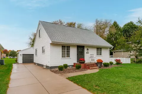 435 E Harvard, Oconomowoc, WI 53066