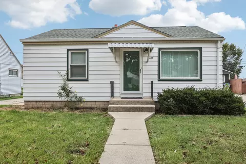 3749 S 24th, Milwaukee, WI 53221