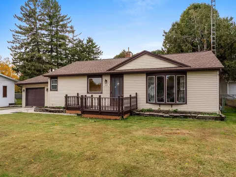 2118 S 14th, Manitowoc, WI 54220