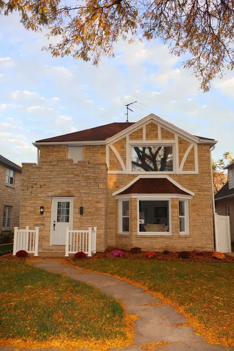 3280 N 54th #3282, Milwaukee, WI 53216