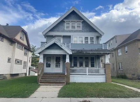 2808 N 52nd #2810, Milwaukee, WI 53210