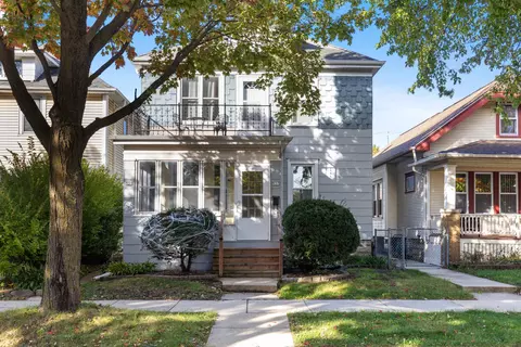 937 S 75th, West Allis, WI 53214