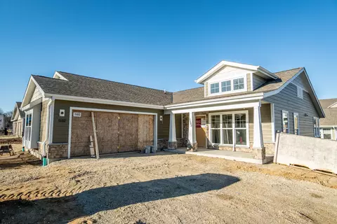 1102 Harbor, West Bend, WI 53095