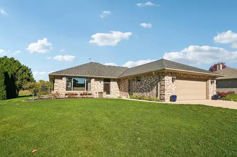 3910 E Greenway, Oak Creek, WI 53154