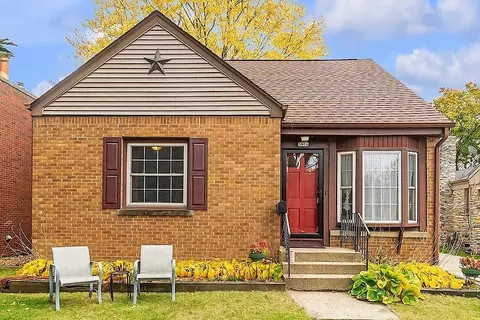 5006 N Ardmore, Whitefish Bay, WI 53217