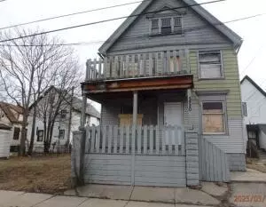 2920 N 20th #2920-A, Milwaukee, WI 53206
