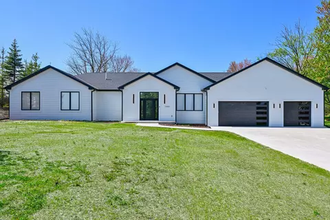 10500 W Vera, Milwaukee, WI 53224